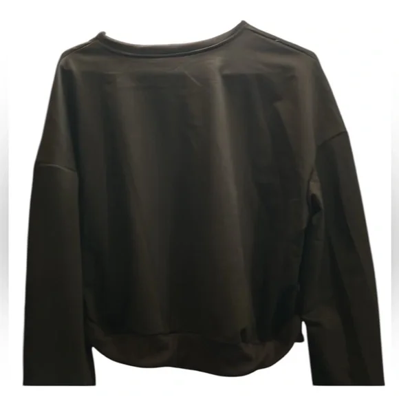 Black Sweatshirt with Front Zipper Pocket-Size Large-New With out tags-cropped - Picture 2 of 2